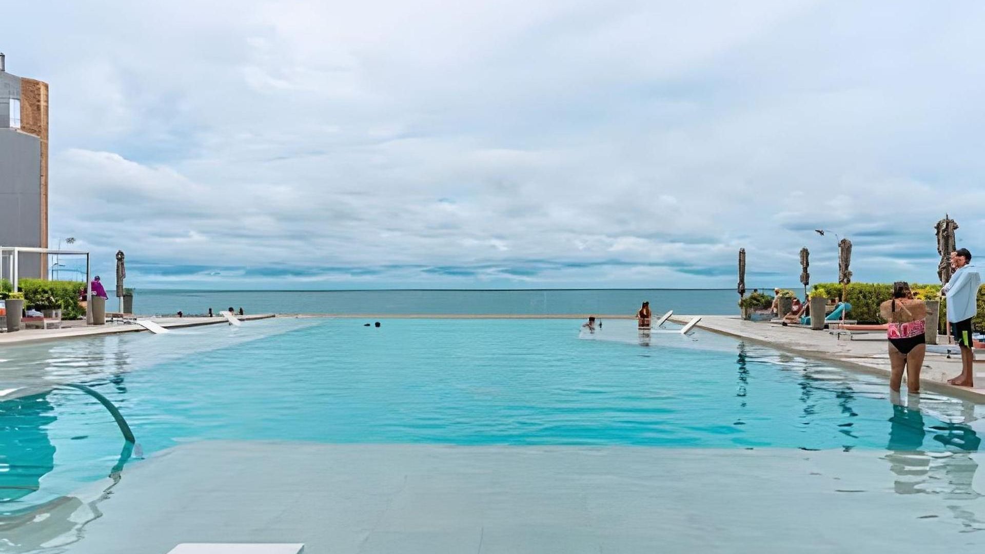 Beachfront Penthouse 40th Sea View/historic Center Apartamento