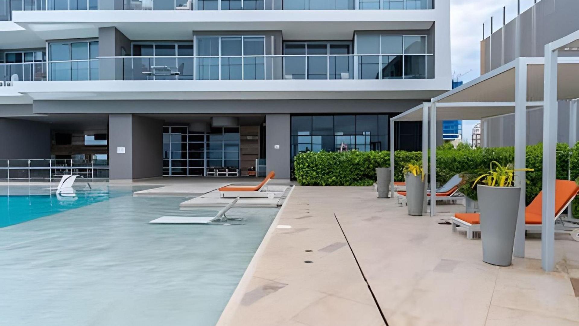 Apartamento Beachfront Penthouse 40th Sea View/historic Center