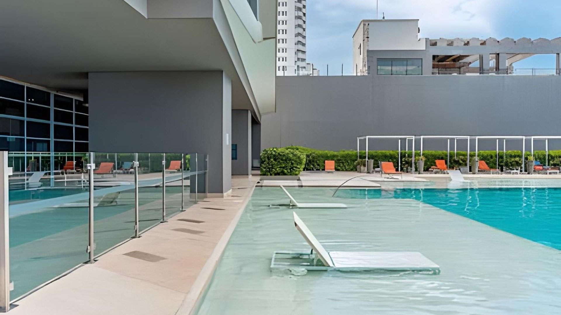 Beachfront Penthouse 40th Sea View/historic Center Cartagena