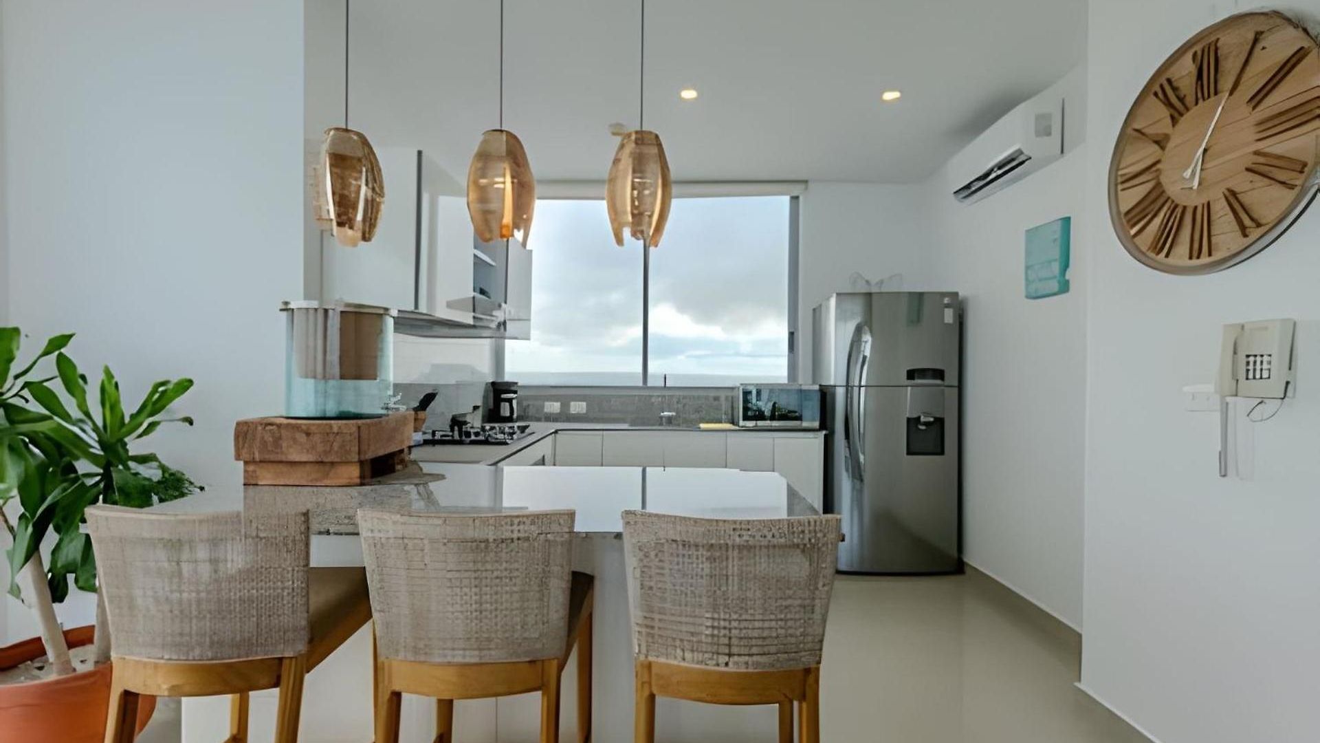 Beachfront Penthouse 40th Sea View/historic Center * Cartagena