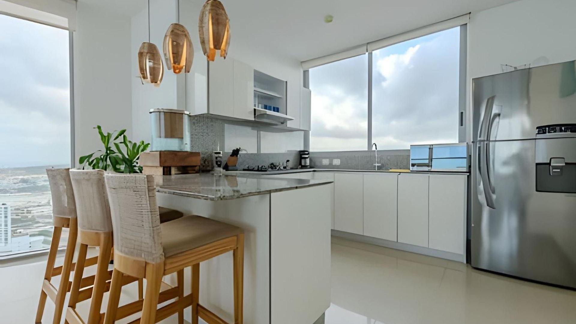 Beachfront Penthouse 40th Sea View/historic Center Apartamento