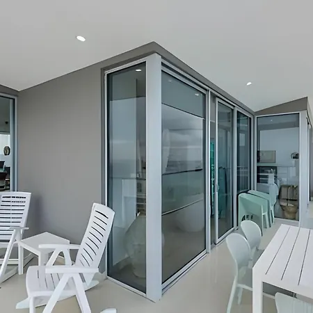Apartment Beachfront Penthouse 40th Sea View/historic Center *