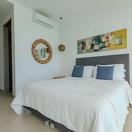 Apartment Beachfront Penthouse 40th Sea View/historic Center